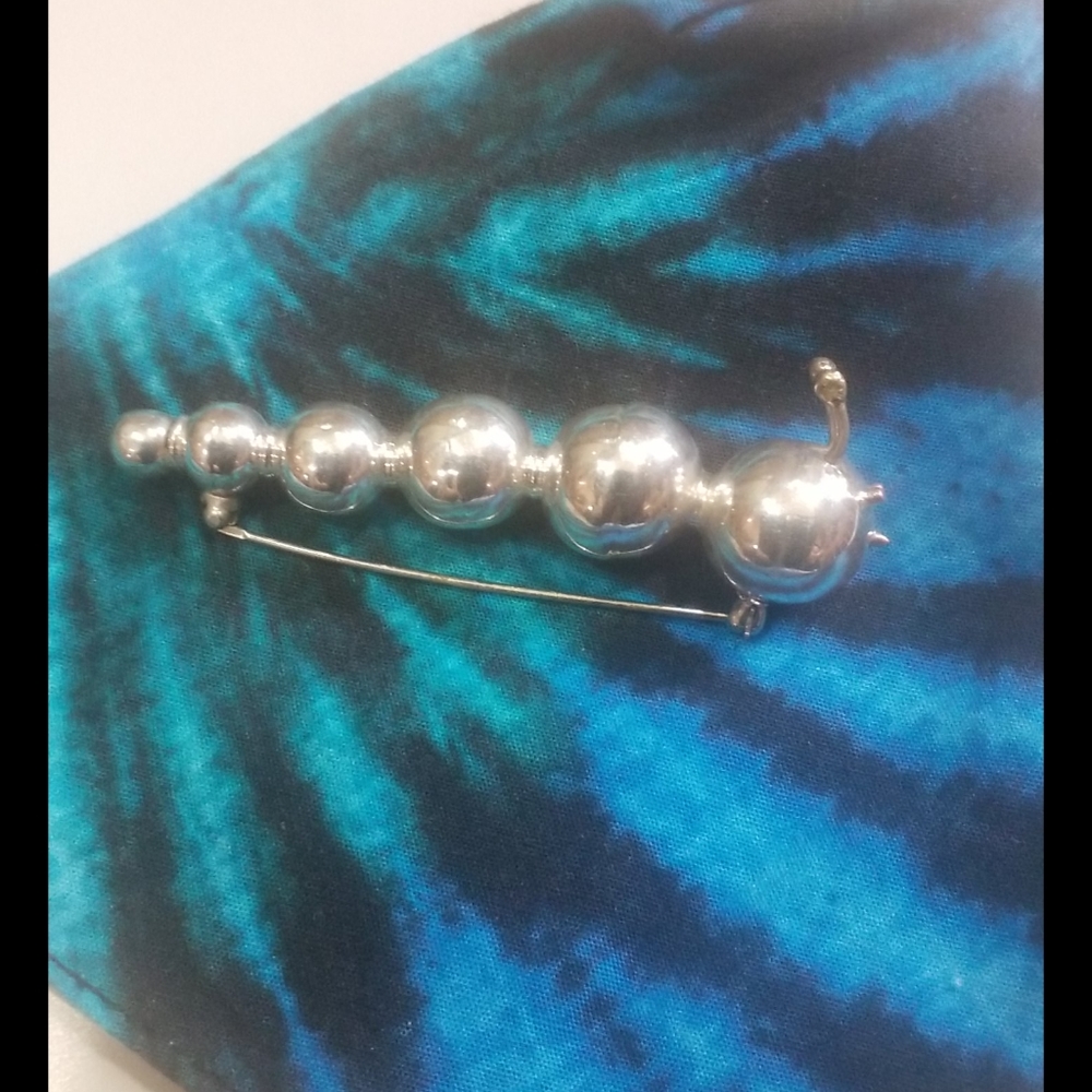Sterling silver Caterpillar pin - Picture 2 of 5
